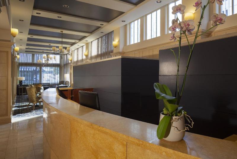 ホテル The Ashton