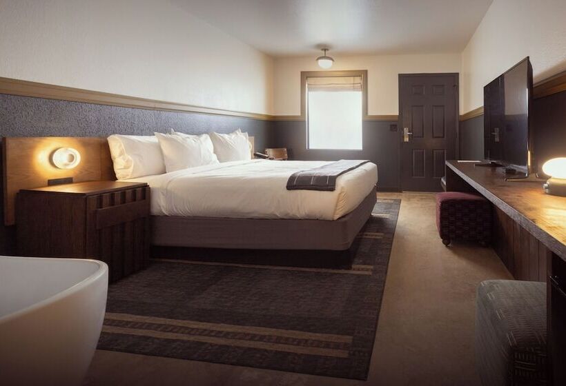 فندق The Ozarker Lodge