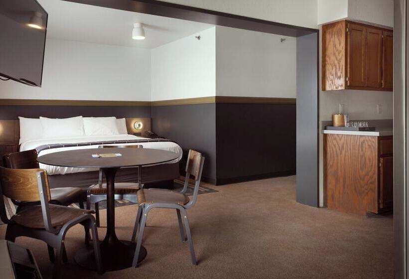 فندق The Ozarker Lodge