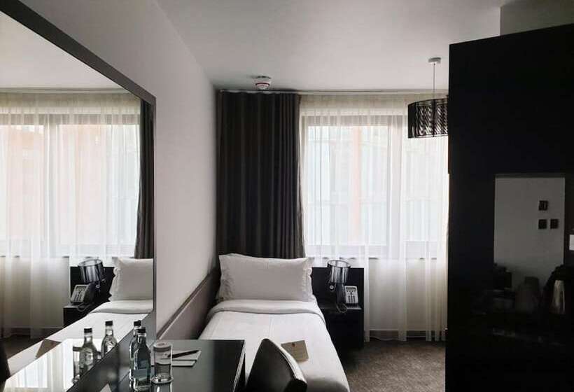 The Westbridge Hotel Stratford