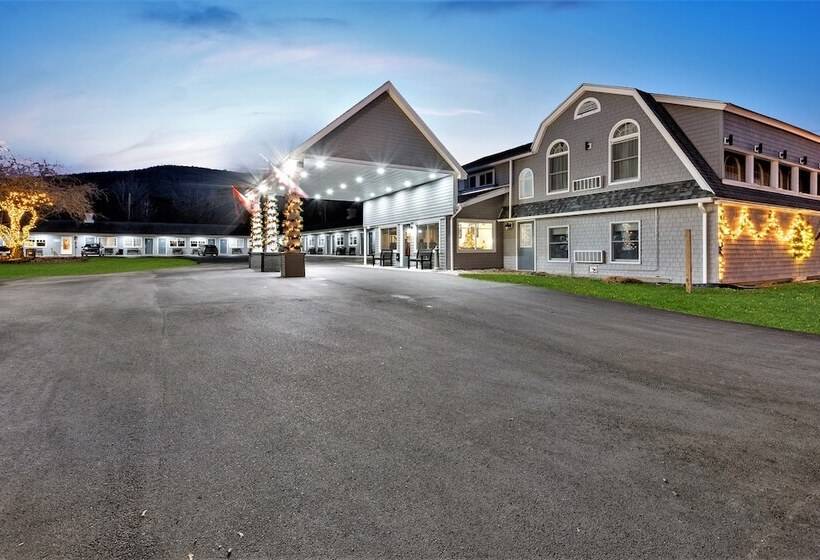 فندق Top Notch Inn