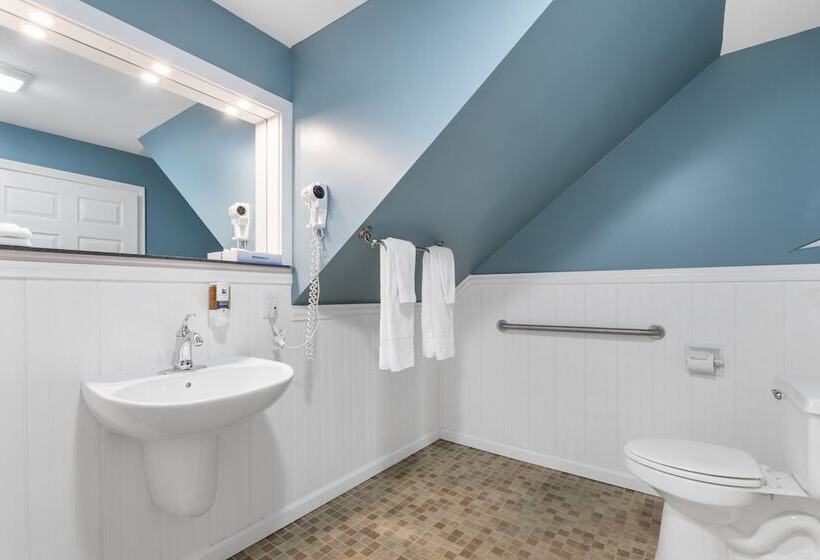 فندق Top Notch Inn