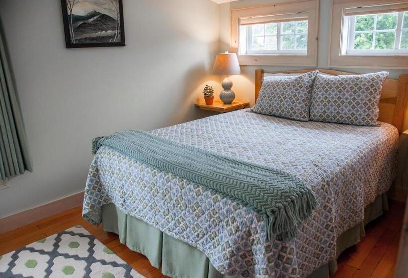 فندق Top Notch Inn