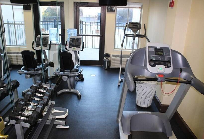 Отель Towneplace Suites Wilmington Newark/christiana