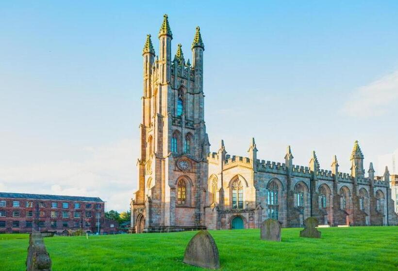 فندق Travelodge Manchester Central Arena