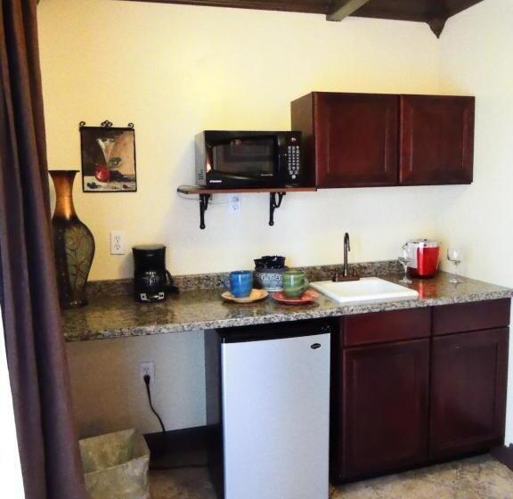 Tuscan Springs Hotel & Spa