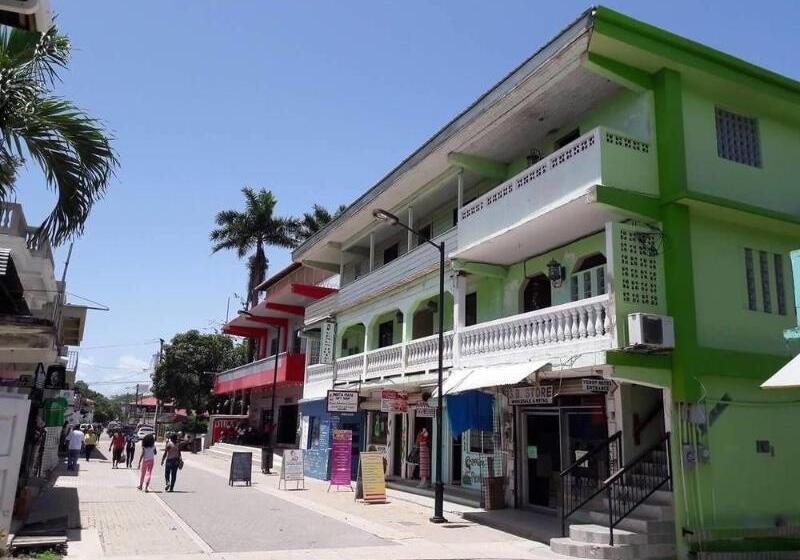 בית מלון כפרי Venus