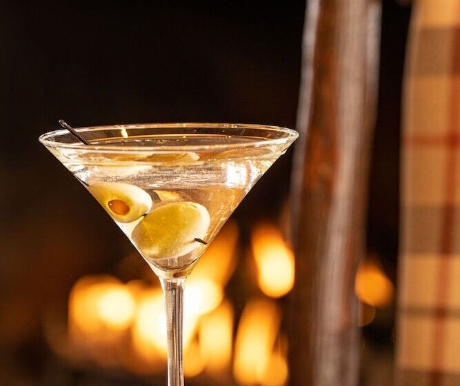 בית מלון כפרי Zephyr Cove Resort