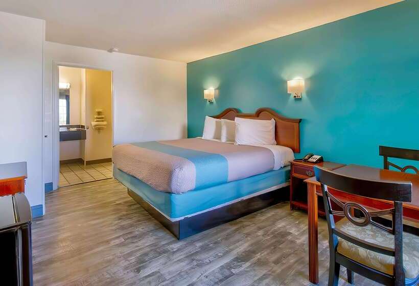 Motel 6 Grand Rivers, Ky