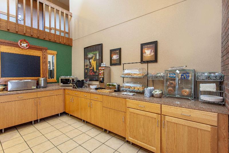 فندق على الطريق Americinn By Wyndham Willmar