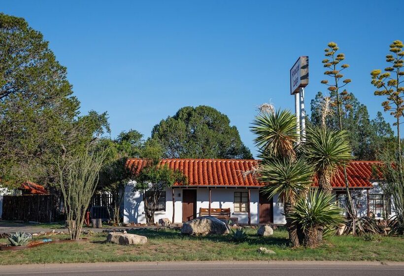 فندق على الطريق Antelope Lodge