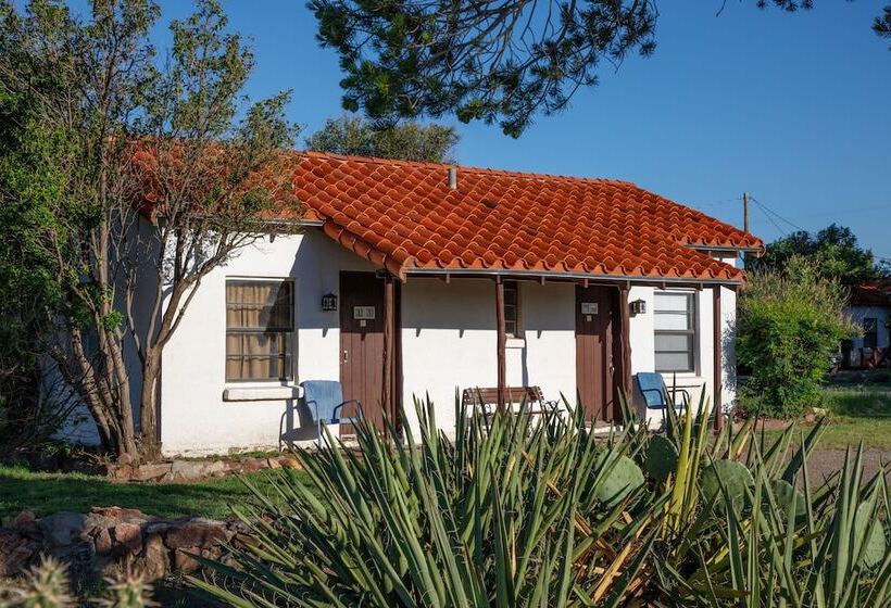 فندق على الطريق Antelope Lodge