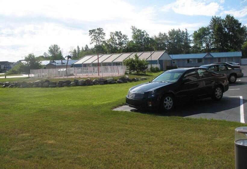 모텔 Great Lakes Inn