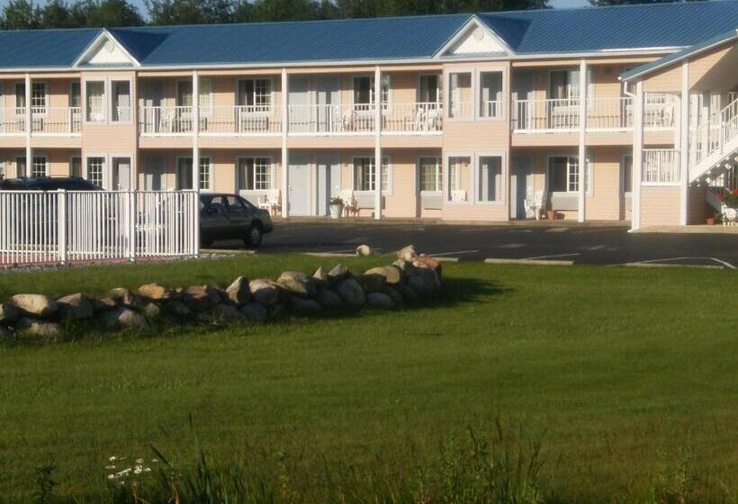 모텔 Great Lakes Inn