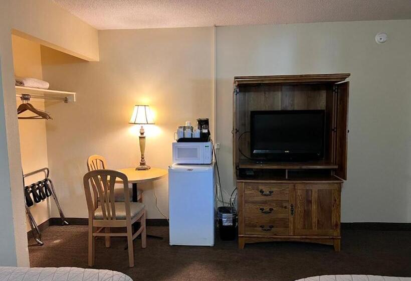 فندق على الطريق Timbers Inn And Suites