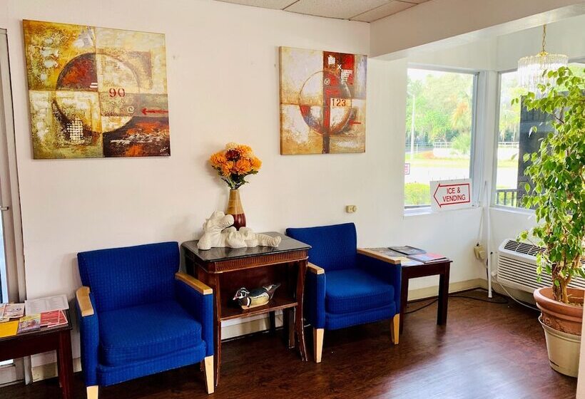 فندق على الطريق Value Lodge   Gainesville