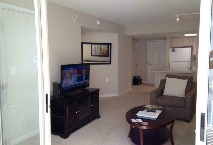 National At Ballston Metro