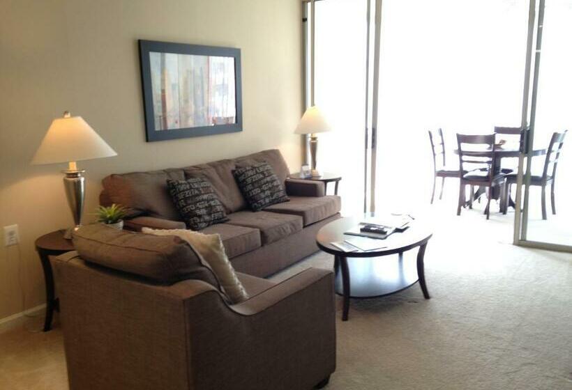 National At Ballston Metro