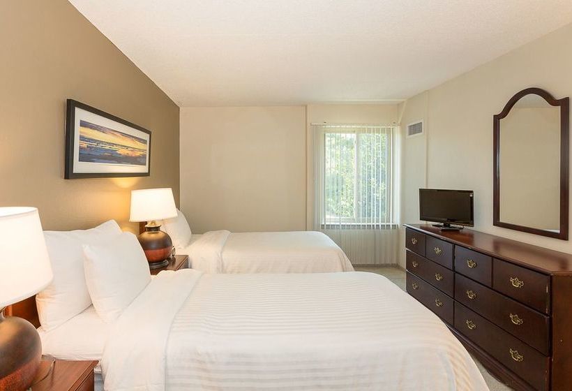 Oakwood Falls Church Aparthotel