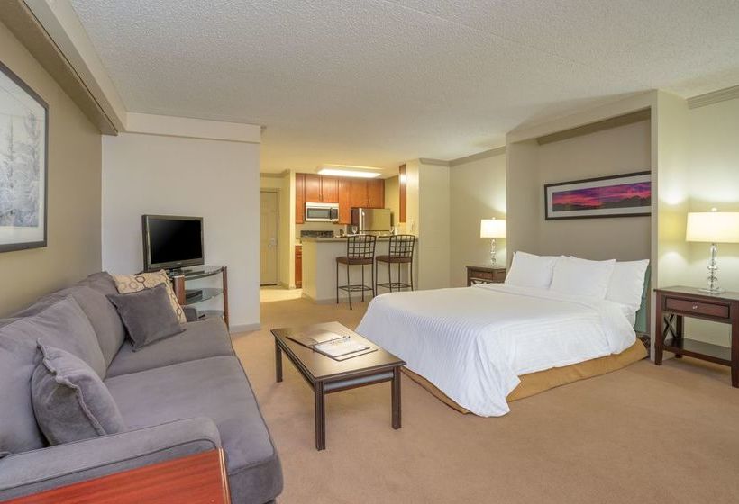 Oakwood Falls Church Aparthotel