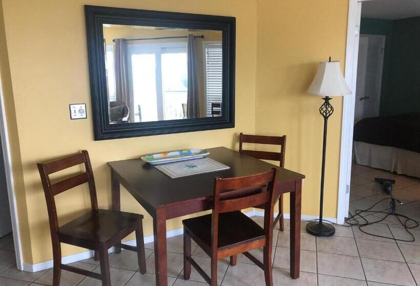 استراحتگاه Gulf Shores Plantation