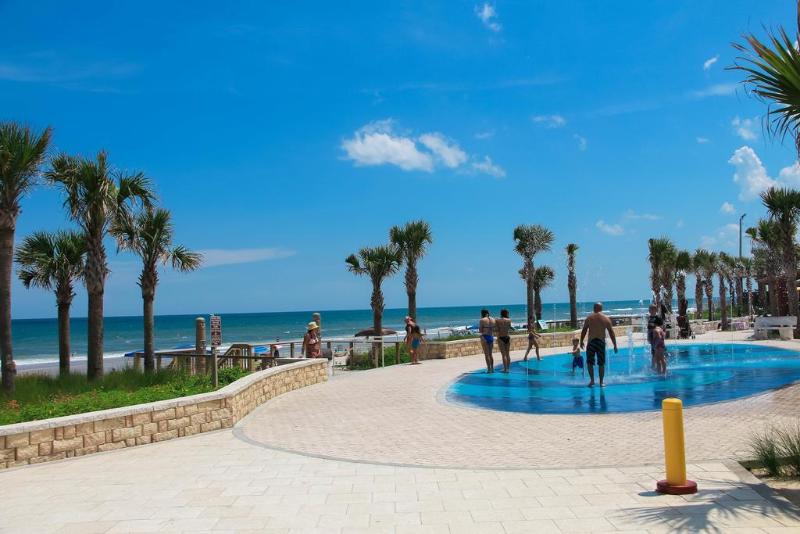 منتجع Tropic Sun Towers