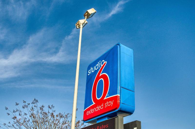 Studio 6ocean Springs, Ms