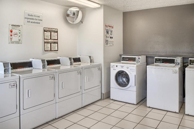 Studio 6ocean Springs, Ms