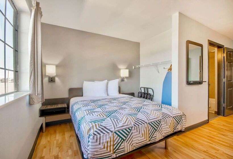 Studio 6port Arthur, Tx  Se