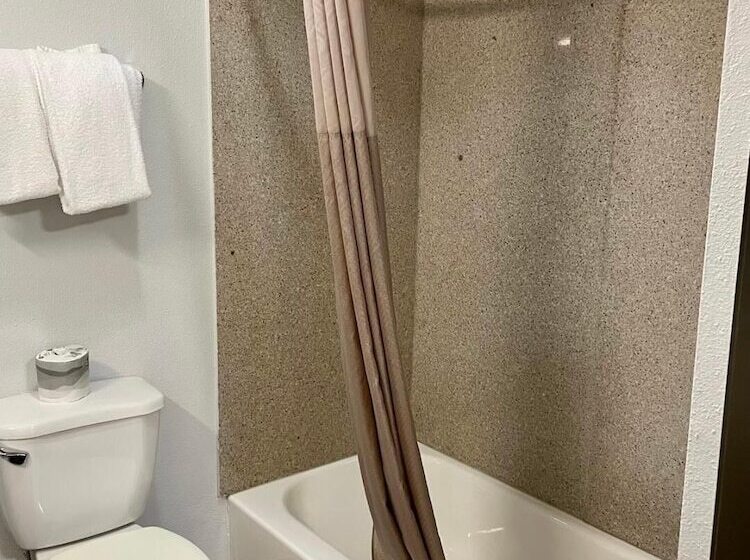 Studio 6port Arthur, Tx  Se