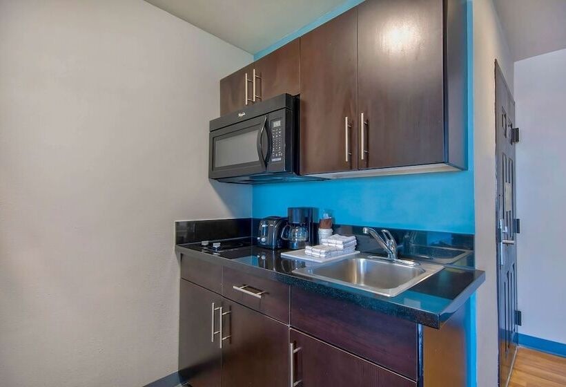 Studio 6port Arthur, Tx  Se