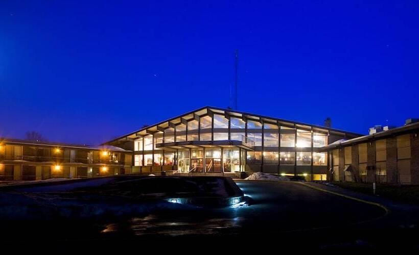 The Lakeview Hotel, Shanty Creek Resort