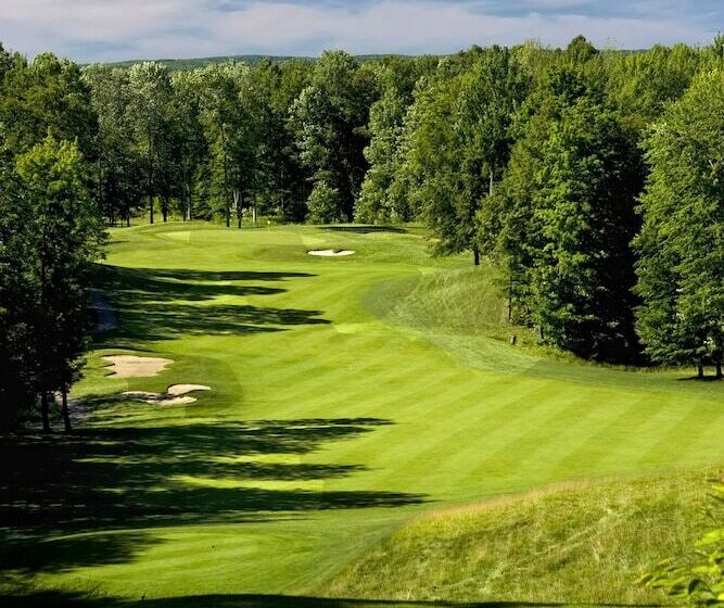 The Lakeview Hotel, Shanty Creek Resort