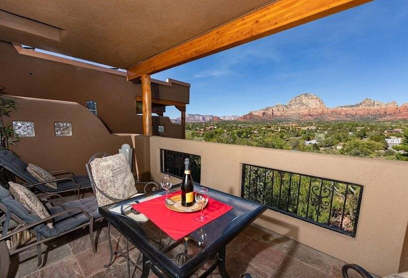 تختخواب و صبحانه A Sunset Chateau