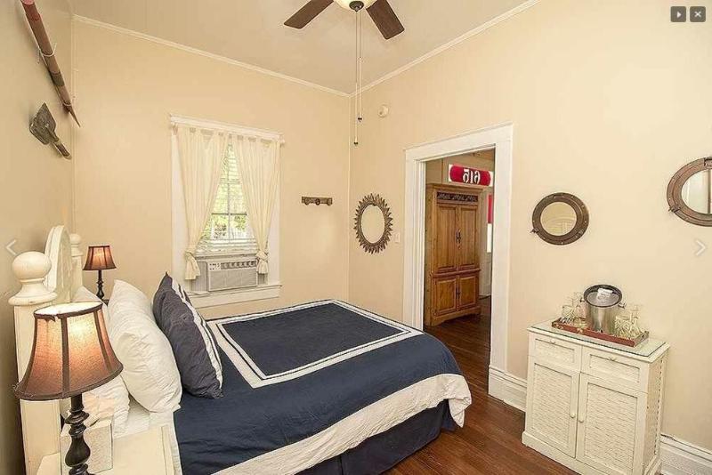 민박 Ambrosia Key West