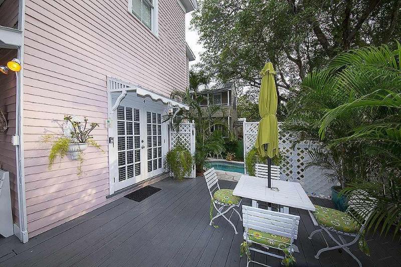 민박 Ambrosia Key West