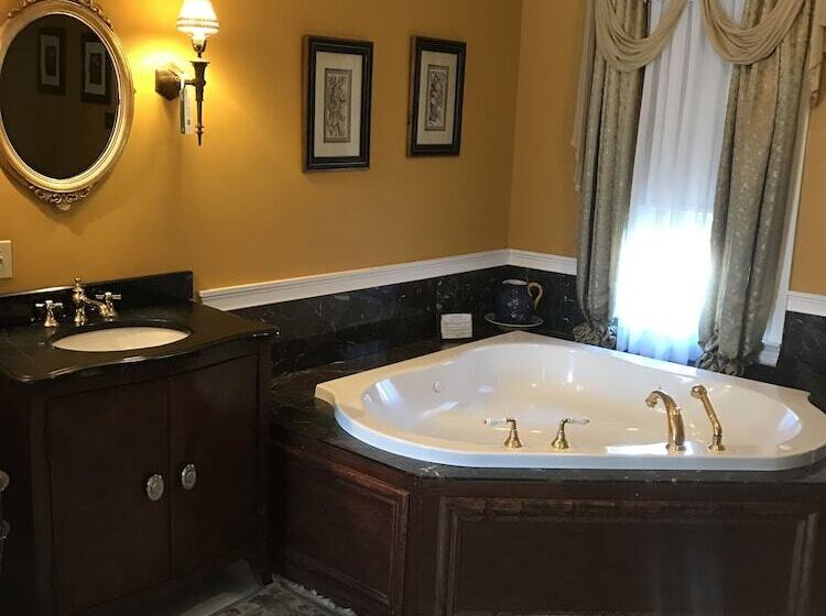 Bed and Breakfast Edgewood Manor