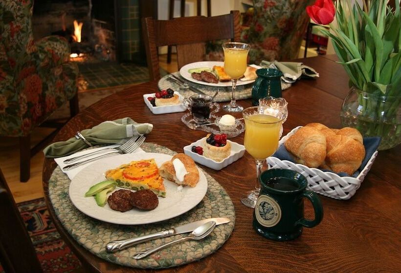 住宿加早餐  Hidden Oak Inn