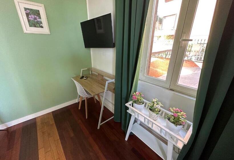 צימר Vatican Garden House