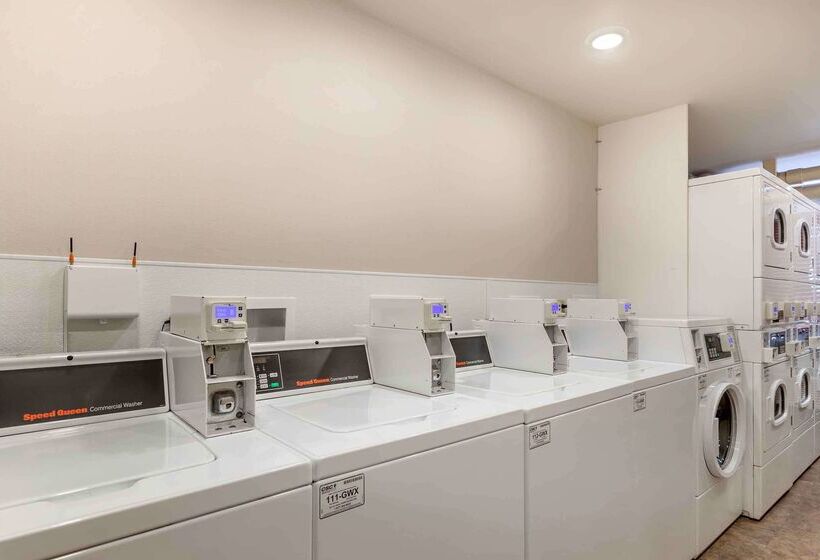 Extended Stay America Select Suites   Omaha   Southwest