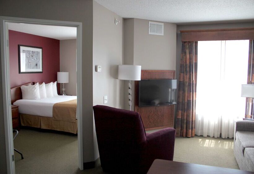Grandstay Hotel & Suites Ames