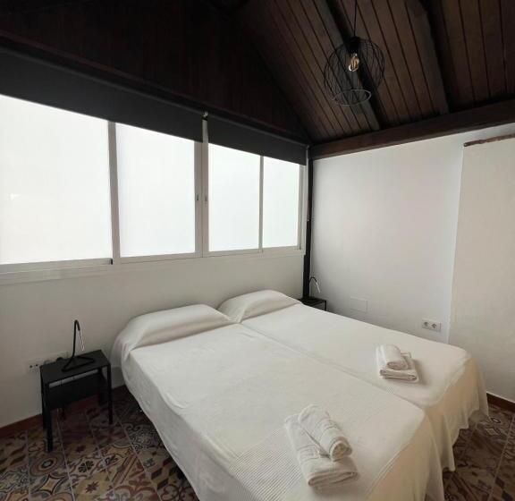 فندق فئة نجمة واحدة Hospederia Almundo By Alexandra Realty