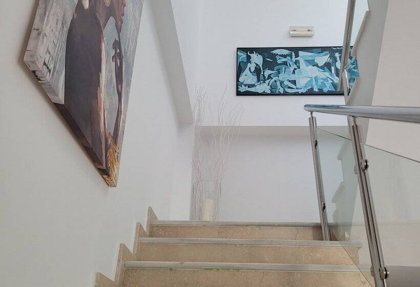 فندق فئة نجمة واحدة Hospederia Almundo By Alexandra Realty