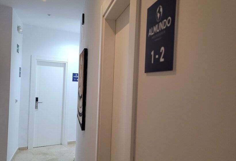 فندق فئة نجمة واحدة Hospederia Almundo By Alexandra Realty