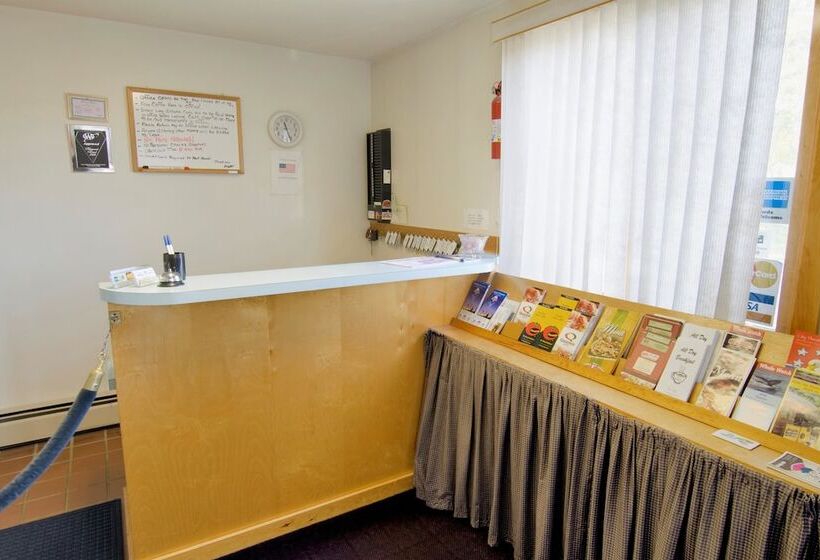 Отель Americas Best Value Inn Biddeford