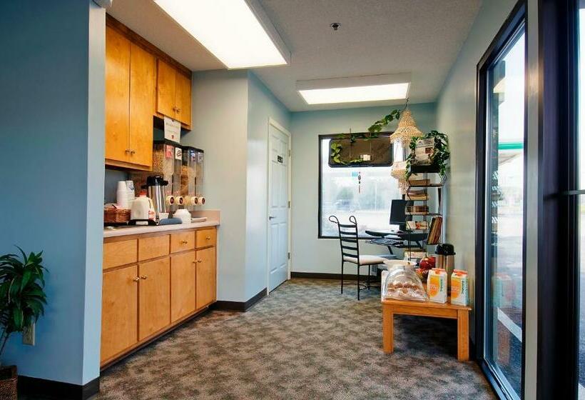 בית מלון כפרי Americas Best Value Inn Rome