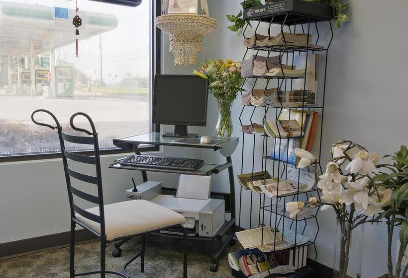 בית מלון כפרי Americas Best Value Inn Rome