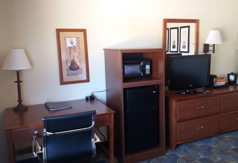 فندق Americinn By Wyndham Kewanee