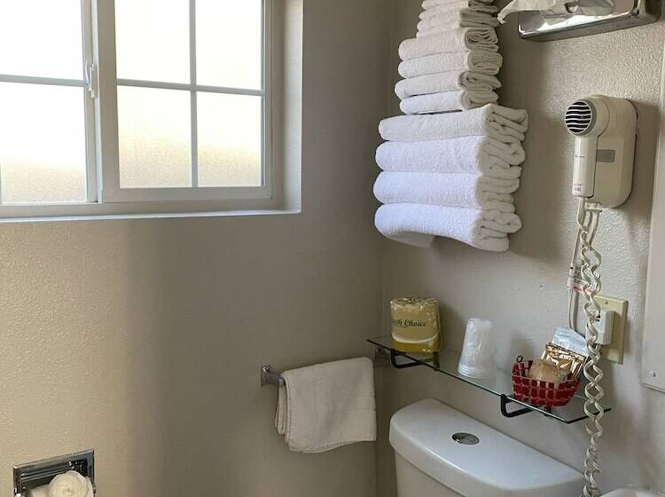 בית מלון כפרי Apex Inn