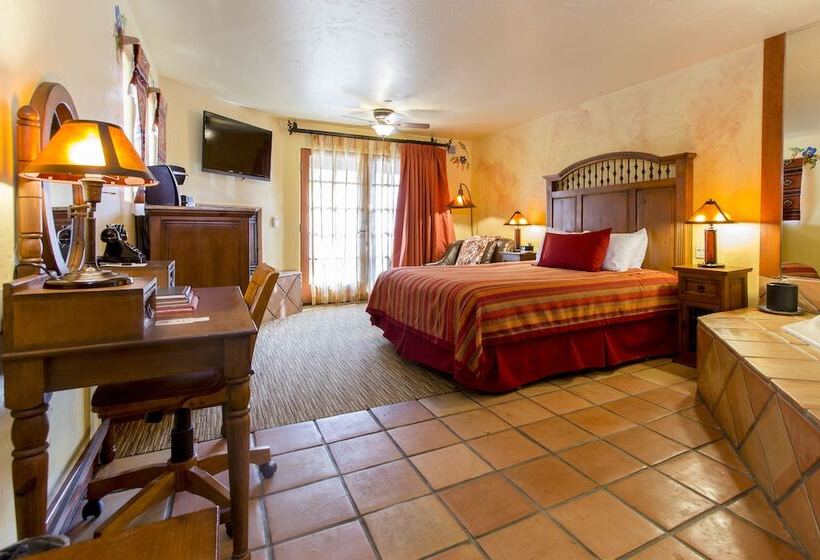 酒店 Avila La Fonda